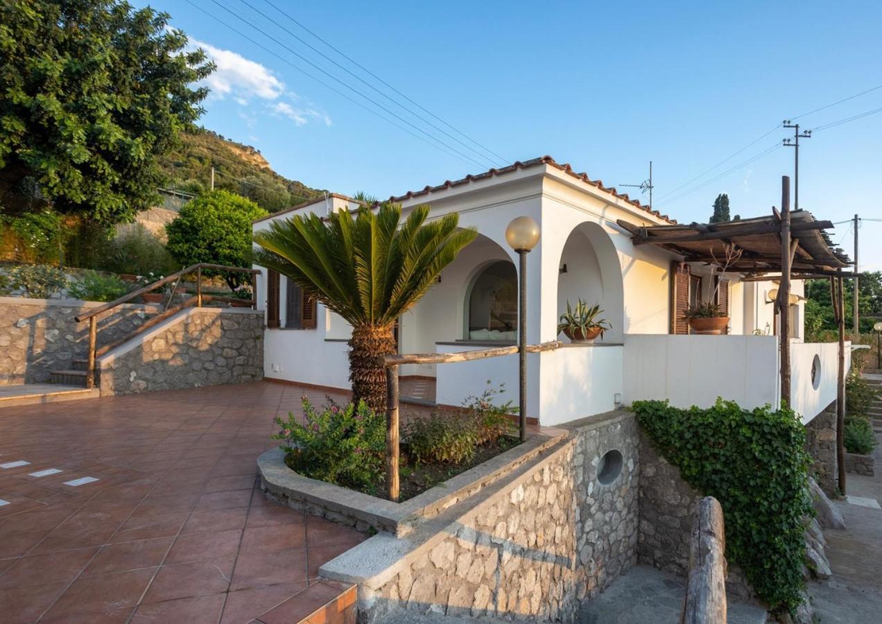 Villa Aurora Pool & Fitness Anacapri  Buitenkant foto